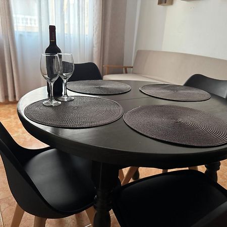 Almuden'S Green Apartment, High-Speed Free Wifi, 250M To Beach, The Center Of Торевьиа Экстерьер фото